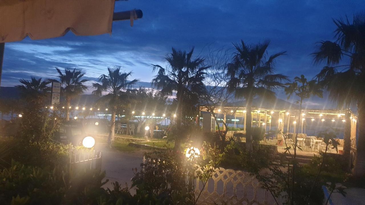 אוריקום Hotel Alba-Gert מראה חיצוני תמונה