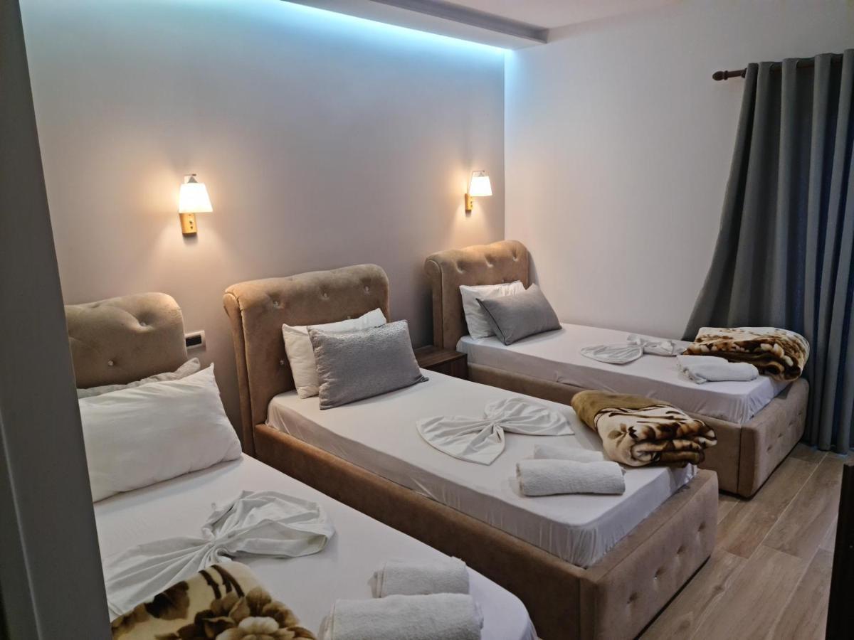 אוריקום Hotel Alba-Gert מראה חיצוני תמונה